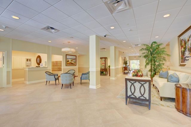 1000 Lowry Street 5E, Delray Beach, FL 33483