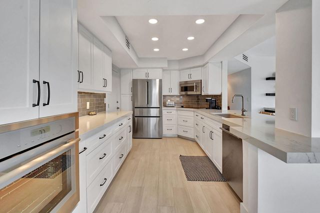 1000 Lowry Street 5E, Delray Beach, FL 33483