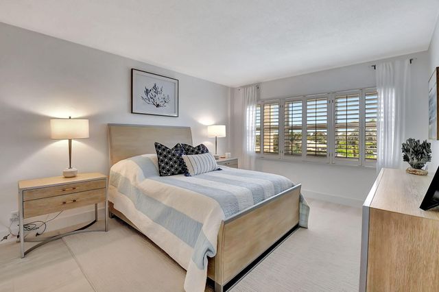 1000 Lowry Street 5E, Delray Beach, FL 33483