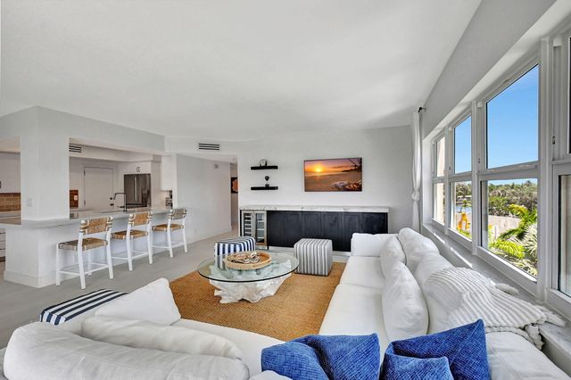1000 Lowry Street 5E, Delray Beach, FL 33483