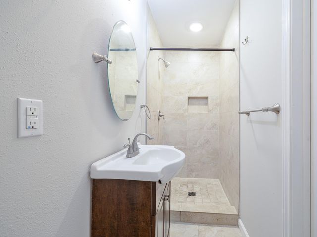 12658 Briar Patch Road, Houston, TX 77077