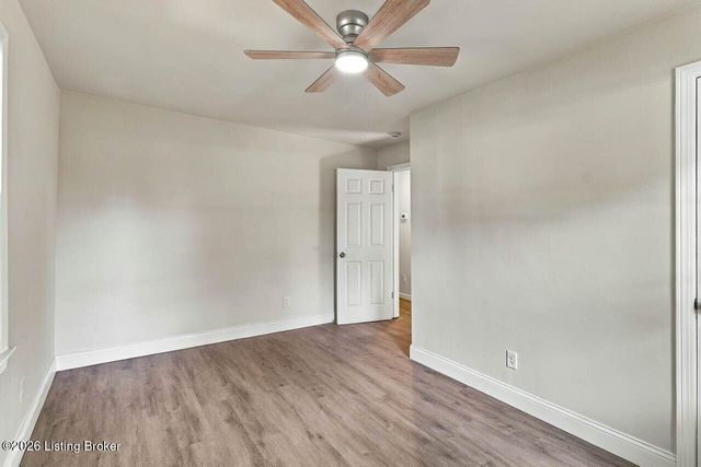 3222 Donald Dr, Louisville, KY 40216