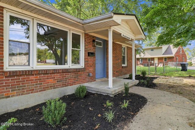 3222 Donald Dr, Louisville, KY 40216