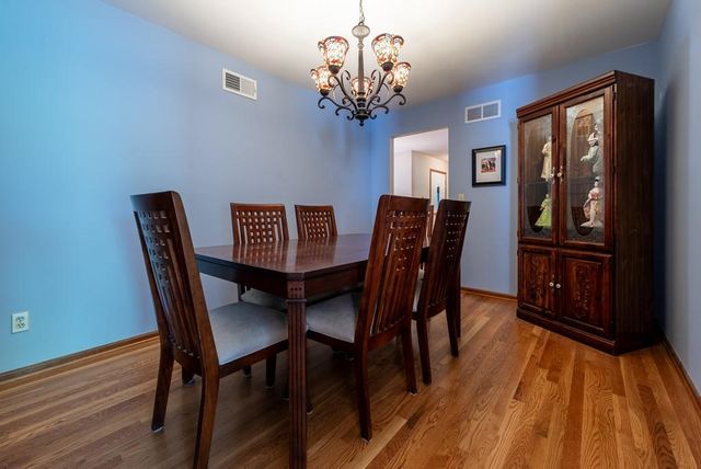 5116 NW Walden Drive, Kansas City, MO 64151