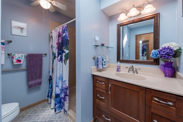 5116 NW Walden Drive, Kansas City, MO 64151