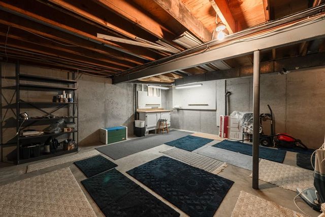 5116 NW Walden Drive, Kansas City, MO 64151