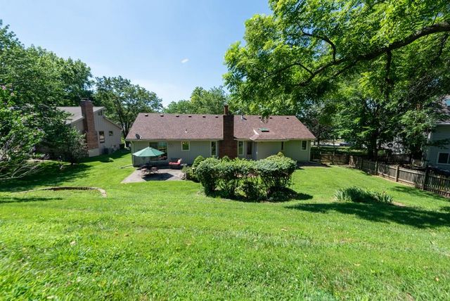 5116 NW Walden Drive, Kansas City, MO 64151