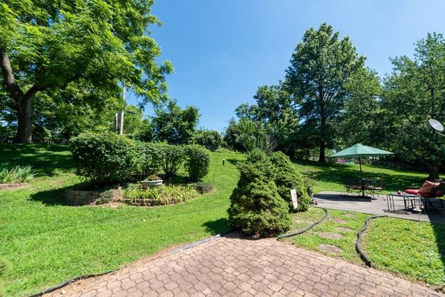 5116 NW Walden Drive, Kansas City, MO 64151