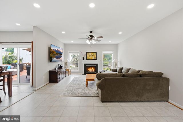 9199 MATTHEW DR, Manassas Park, VA 20111