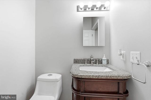 9199 MATTHEW DR, Manassas Park, VA 20111