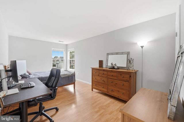 9199 MATTHEW DR, Manassas Park, VA 20111