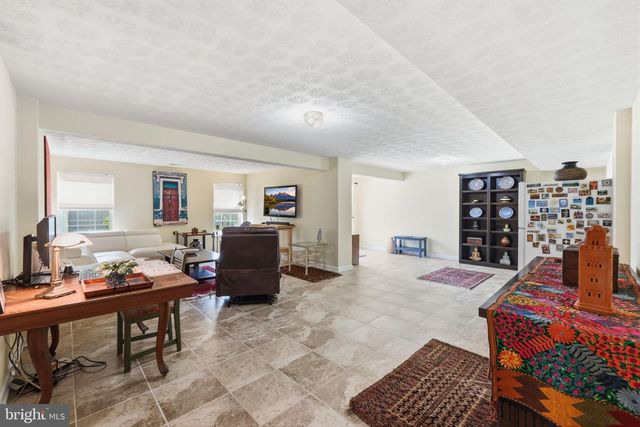 9199 MATTHEW DR, Manassas Park, VA 20111