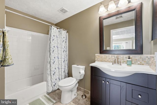 9199 MATTHEW DR, Manassas Park, VA 20111