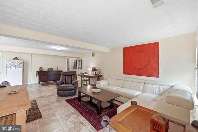 9199 MATTHEW DR, Manassas Park, VA 20111