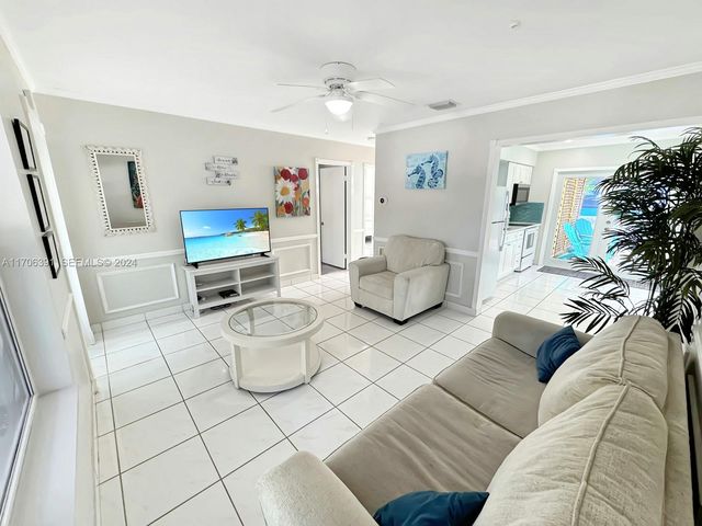 1820 SW 11th Court, Fort Lauderdale, FL 33312