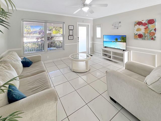1820 SW 11th Court, Fort Lauderdale, FL 33312
