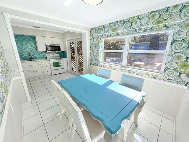 1820 SW 11th Court, Fort Lauderdale, FL 33312