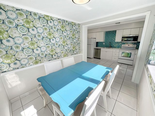 1820 SW 11th Court, Fort Lauderdale, FL 33312