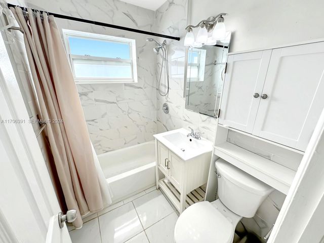 1820 SW 11th Court, Fort Lauderdale, FL 33312