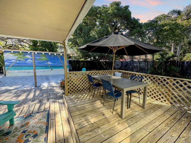 1820 SW 11th Court, Fort Lauderdale, FL 33312
