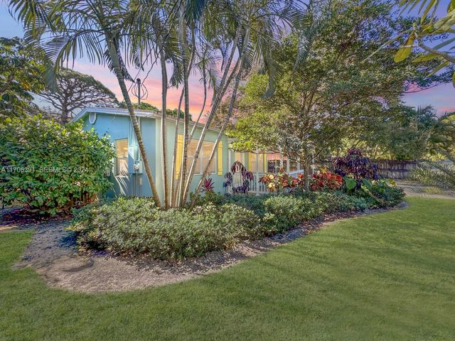 1820 SW 11th Court, Fort Lauderdale, FL 33312