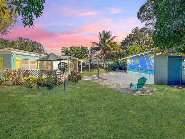 1820 SW 11th Court, Fort Lauderdale, FL 33312