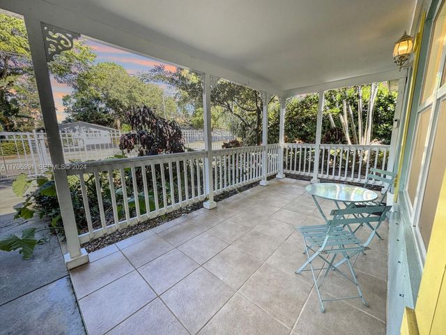 1820 SW 11th Court, Fort Lauderdale, FL 33312