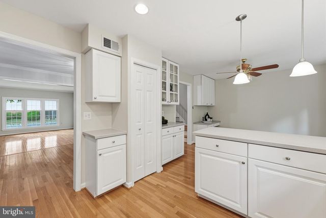 7857 HAMPTON VILLAGE PASS, Annandale, VA 22003