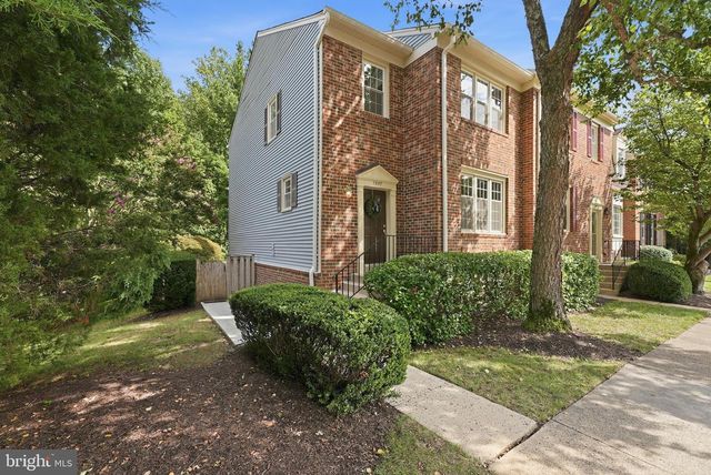 7857 HAMPTON VILLAGE PASS, Annandale, VA 22003