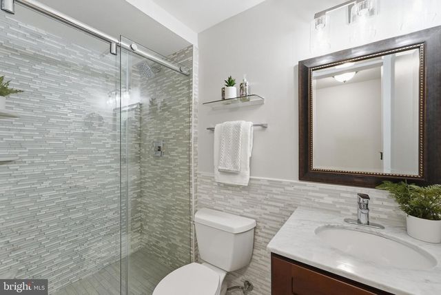 7857 HAMPTON VILLAGE PASS, Annandale, VA 22003