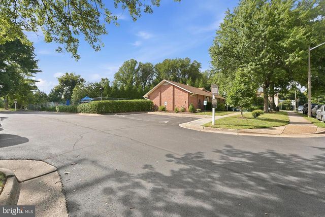 7857 HAMPTON VILLAGE PASS, Annandale, VA 22003