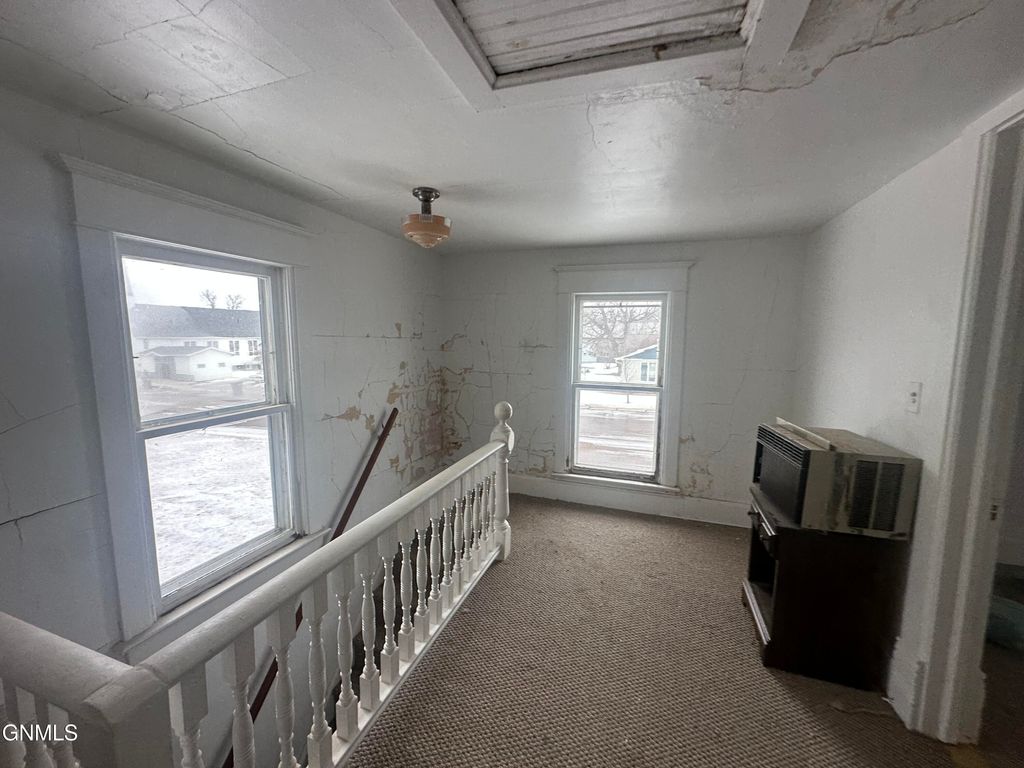 101 Mary Street N, Streeter, ND 58483 photo 27