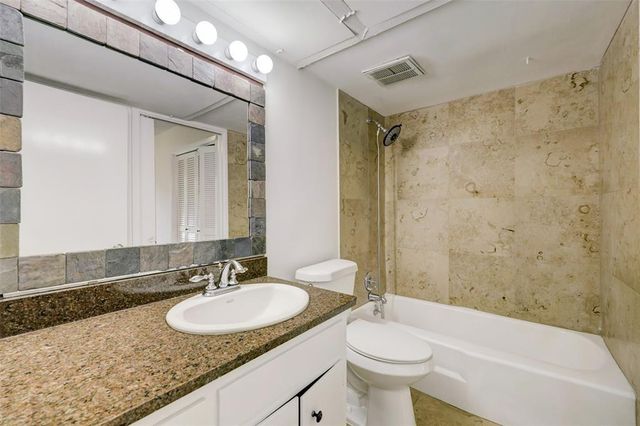 8277 Kingsbrook Road 254, Houston, TX 77024