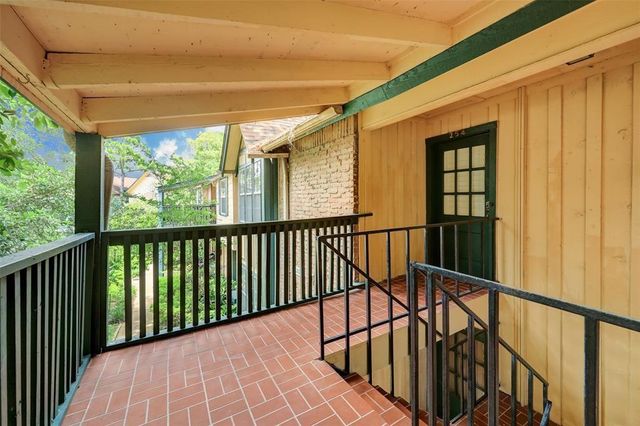 8277 Kingsbrook Road 254, Houston, TX 77024