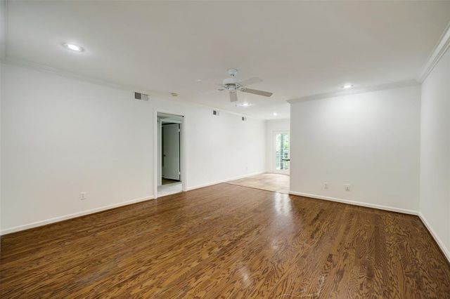 8277 Kingsbrook Road 254, Houston, TX 77024