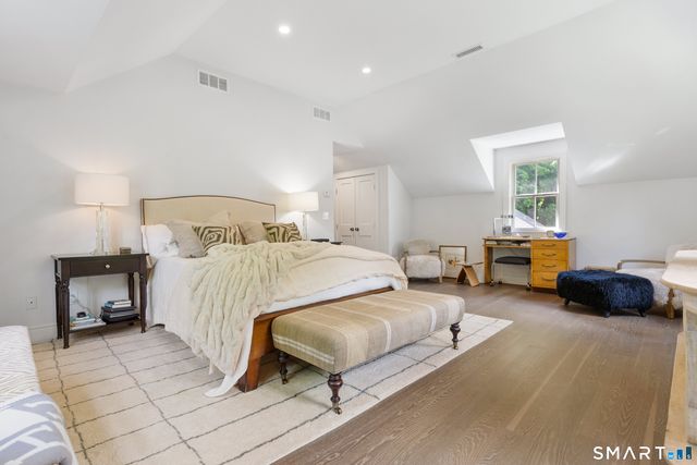 159 Newtown Turnpike, Weston, CT 06883