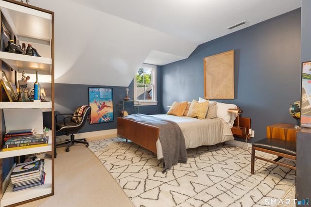 159 Newtown Turnpike, Weston, CT 06883