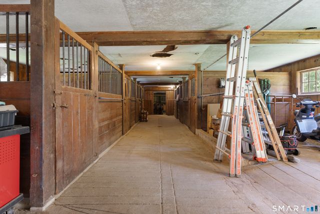 159 Newtown Turnpike, Weston, CT 06883