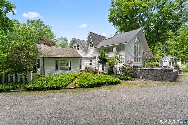 159 Newtown Turnpike, Weston, CT 06883