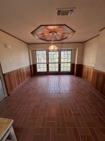 117 Greenbriar Street, Weatherford, TX 76087