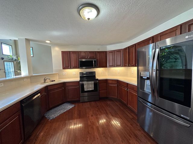4358 Donald Drive, Hilliard, OH 43026