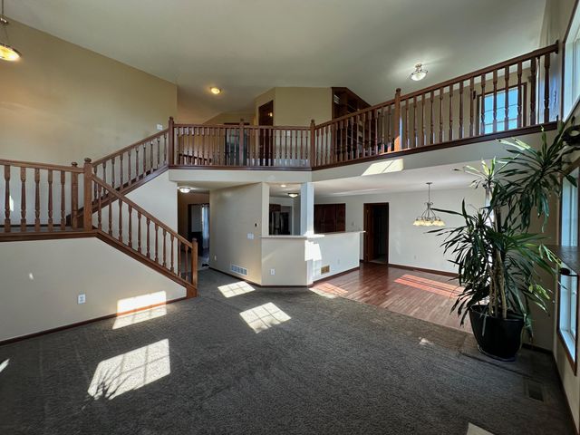 4358 Donald Drive, Hilliard, OH 43026
