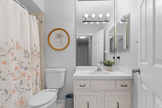 419 Pine Tree Court 21, Atlantis, FL 33462