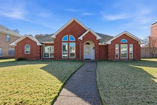 1133 Seminole Trail, Carrollton, TX 75007