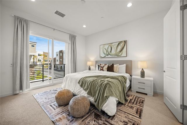 137 Culture, Irvine, CA 92618