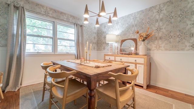 3911 W 107th Lane, Crown Point, IN 46307