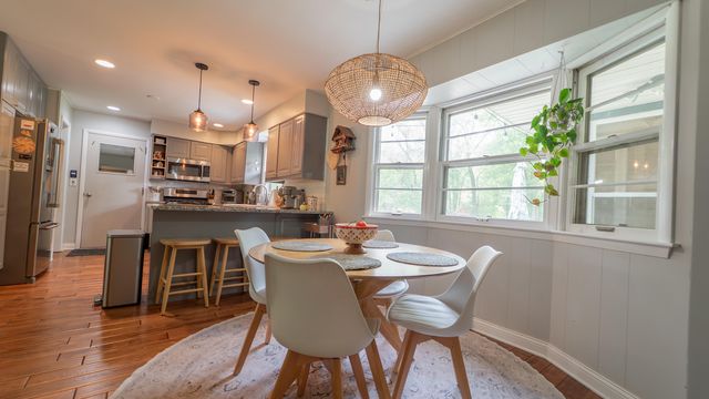 3911 W 107th Lane, Crown Point, IN 46307