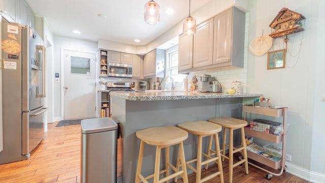 3911 W 107th Lane, Crown Point, IN 46307