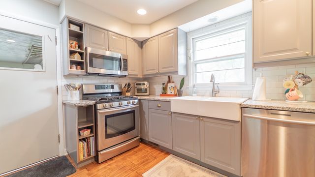 3911 W 107th Lane, Crown Point, IN 46307