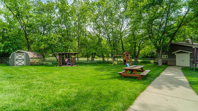 3911 W 107th Lane, Crown Point, IN 46307